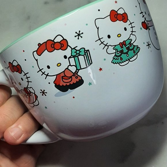 NEW Hello Kitty Christmas Mug 24oz - Picture 5 of 7